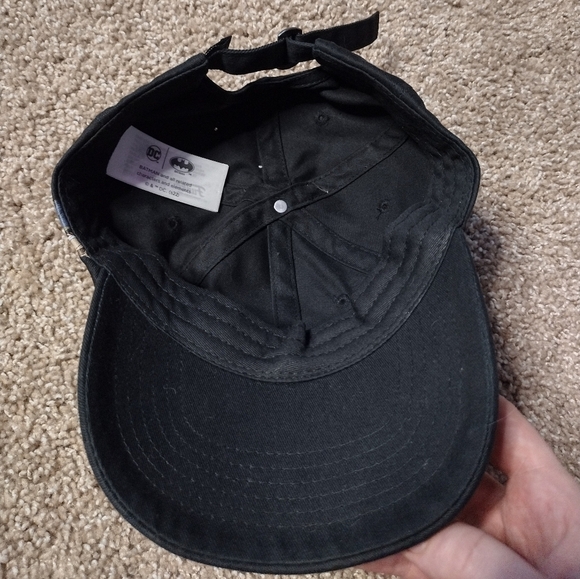 DC Comics Batman adjustable hat - Picture 7 of 7